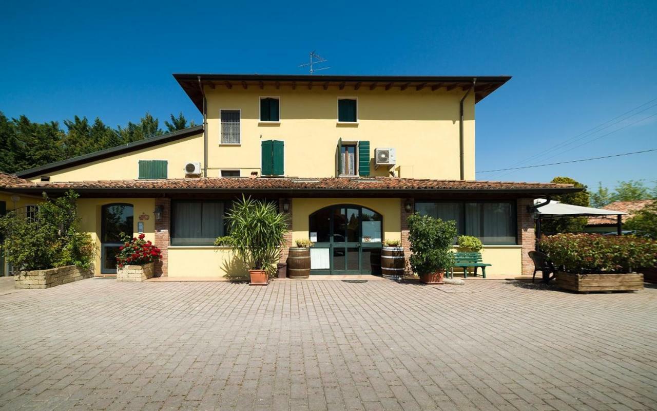 Rifugio San Lorenzo Panzió Porto Mantovano Kültér fotó